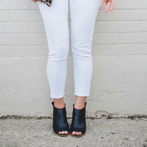 Steve Madden open toe sandals/heels sz 9 stacked wooden heel